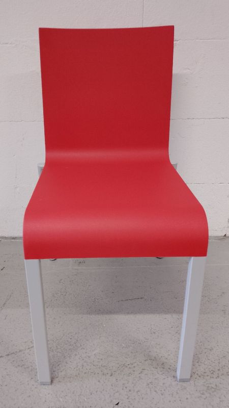 .03 Stuhl Vitra AUSSTELLUNGSSTÜCK / GEBRAUCHTMÖBEL